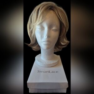 Jon Renau Beautiful Sandy Blonde Wig, "Elizabeth" Layered & Highlighted EUC